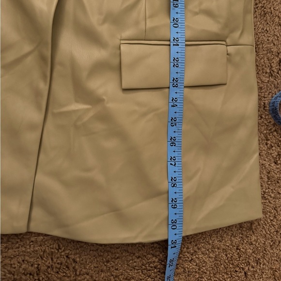 WEWOREWHAT Women’s Downtown Blazer Vegan Leather size M jacket Oat Sage Grn EUC - Picture 11 of 17